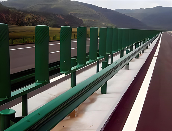 红河三波护栏板在高速公路的应用